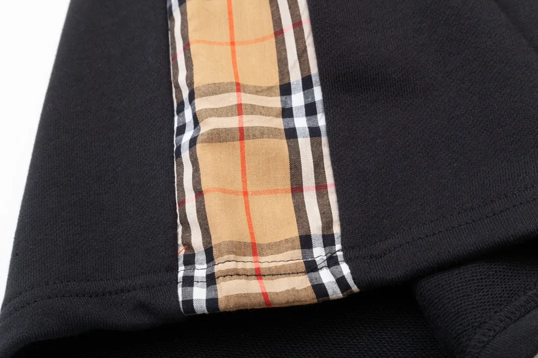 BURBERRY Classic Lo GO 、 Quality 、 、 Breathable Same Style ：Black Sizes： XS Ｓ Ｍ L